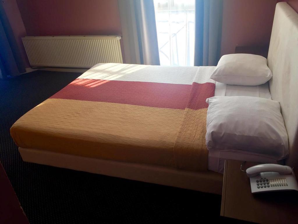 Hotel Stalingrad Βρυξέλλες Εξωτερικό φωτογραφία